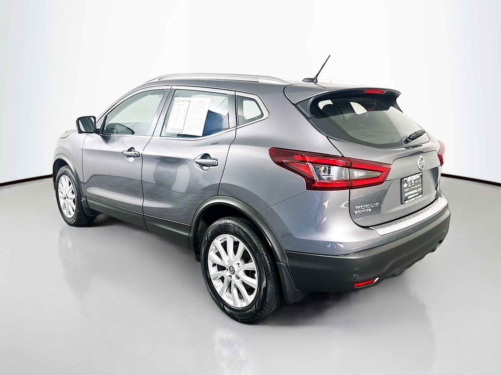 2022 Nissan Rogue Sport SV