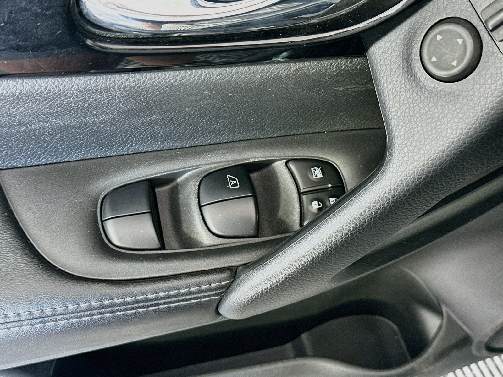 2020 Nissan Rogue Sport SV