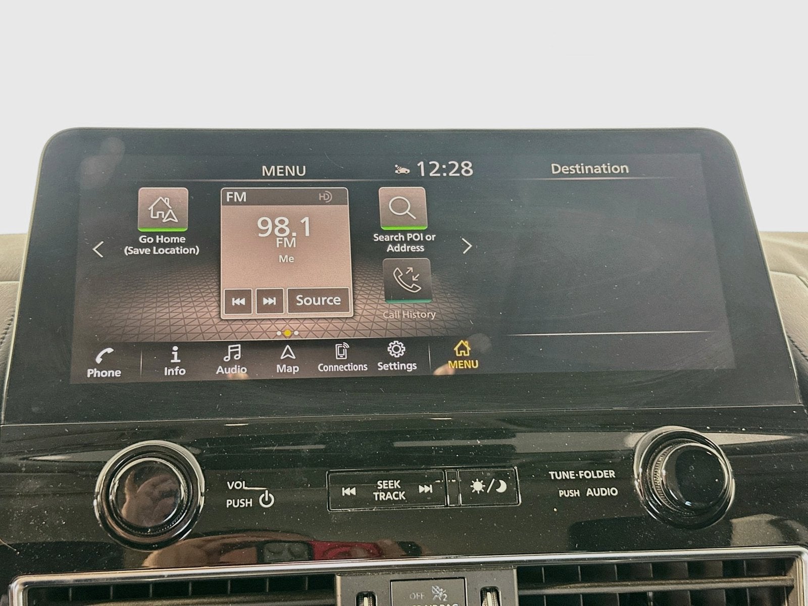 2022 Nissan Armada SV