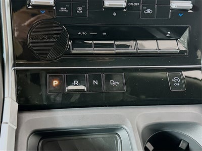 2026 Nissan Armada SV