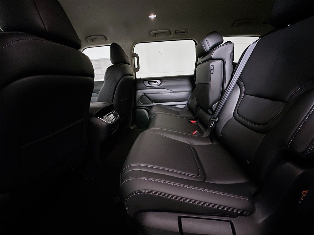 2026 Nissan Armada SV