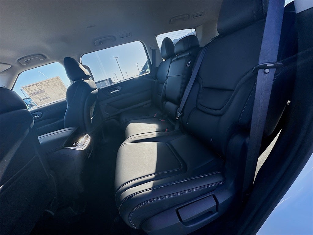 2026 Nissan Armada SV