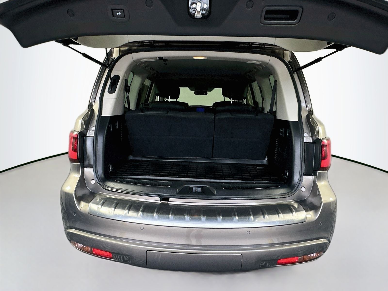 2018 INFINITI QX80 Base