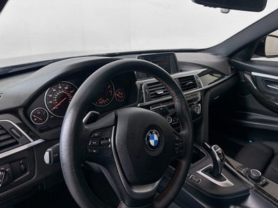 2018 BMW 3 Series 330i