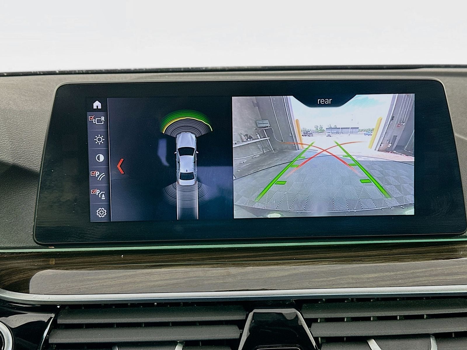 2018 BMW 5 Series 530i