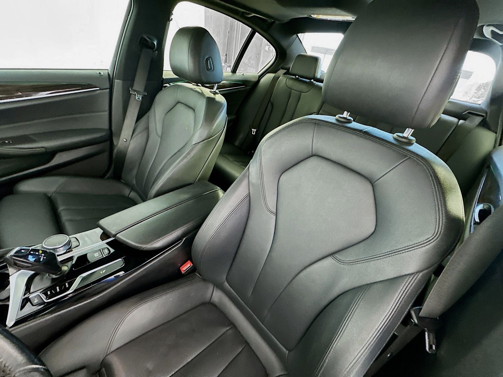 2018 BMW 5 Series 530i